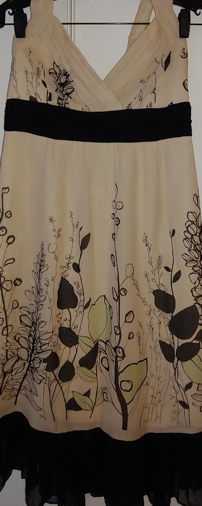BCBG Max Azaria Silk Blush Halter Dress. Size 12